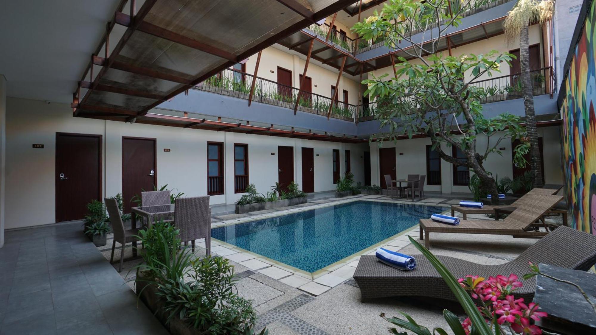 فندق Reddoorz Near Legian Street المظهر الخارجي الصورة