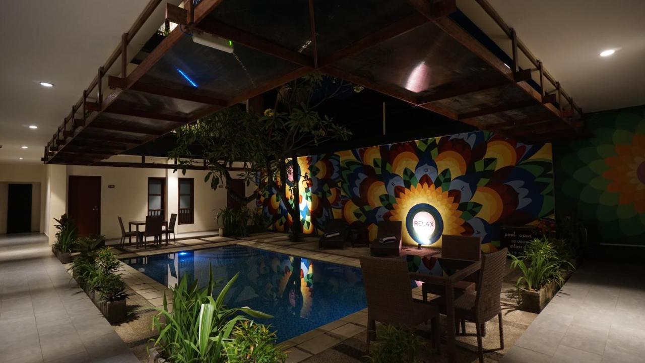 فندق Reddoorz Near Legian Street المظهر الخارجي الصورة