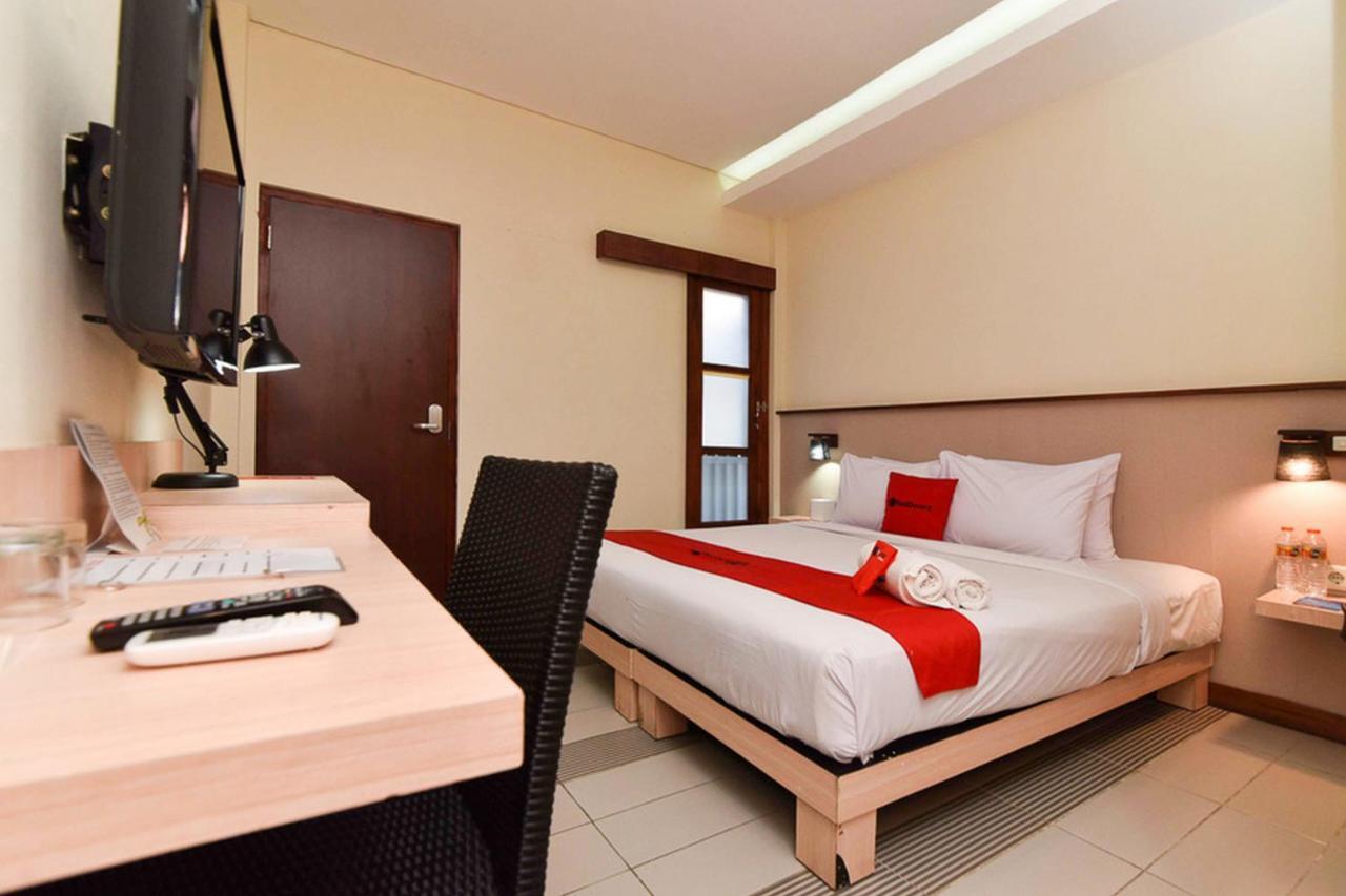 فندق Reddoorz Near Legian Street المظهر الخارجي الصورة