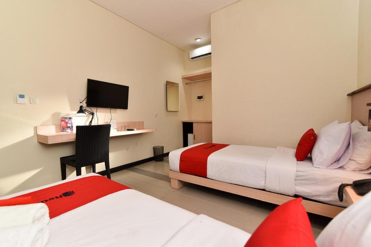 فندق Reddoorz Near Legian Street المظهر الخارجي الصورة